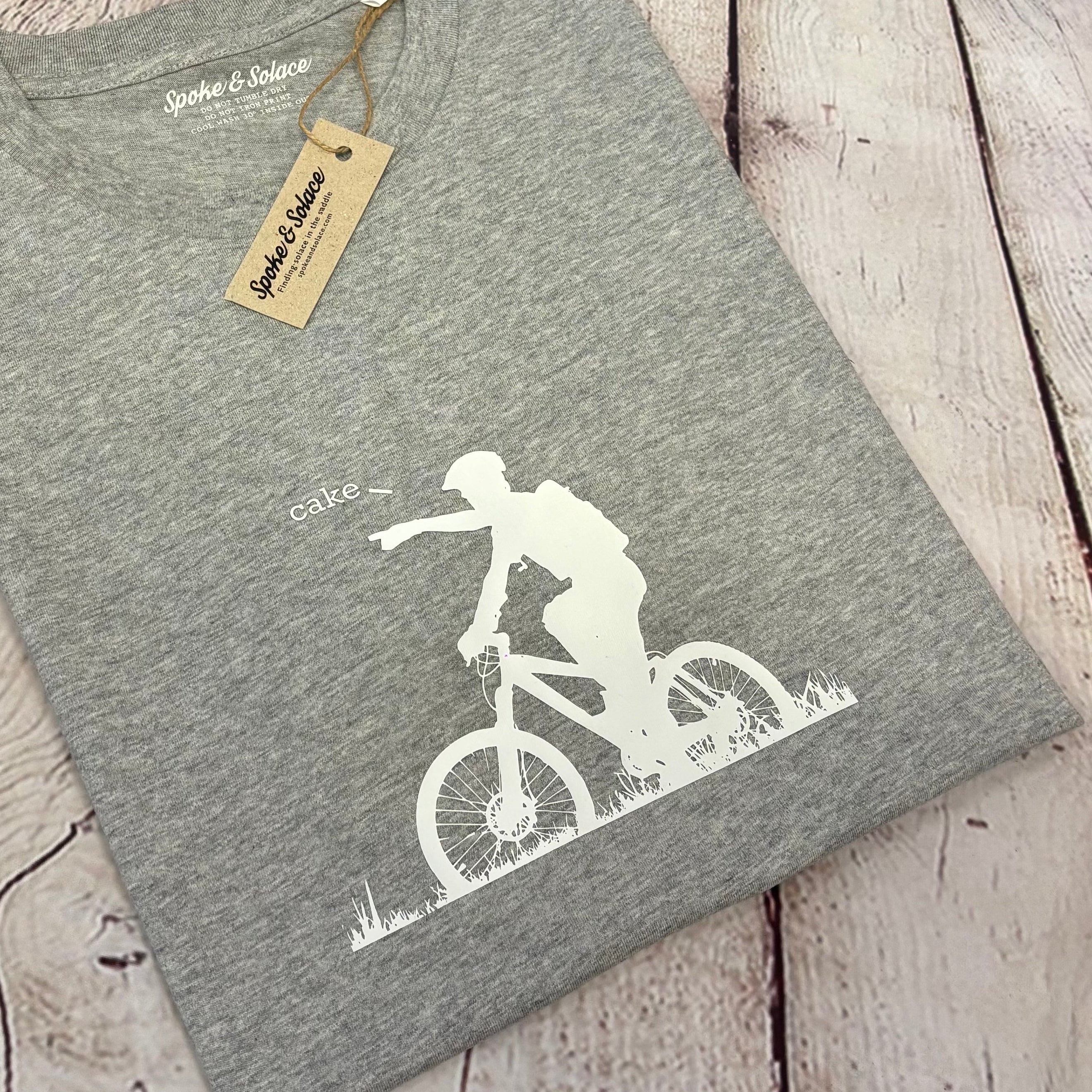 Women's Cake! T-Shirt