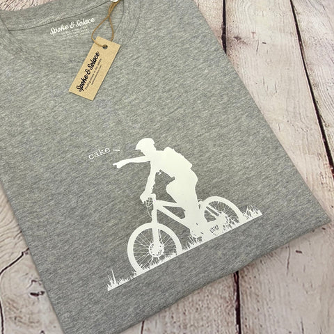 Women's Cake! T-Shirt