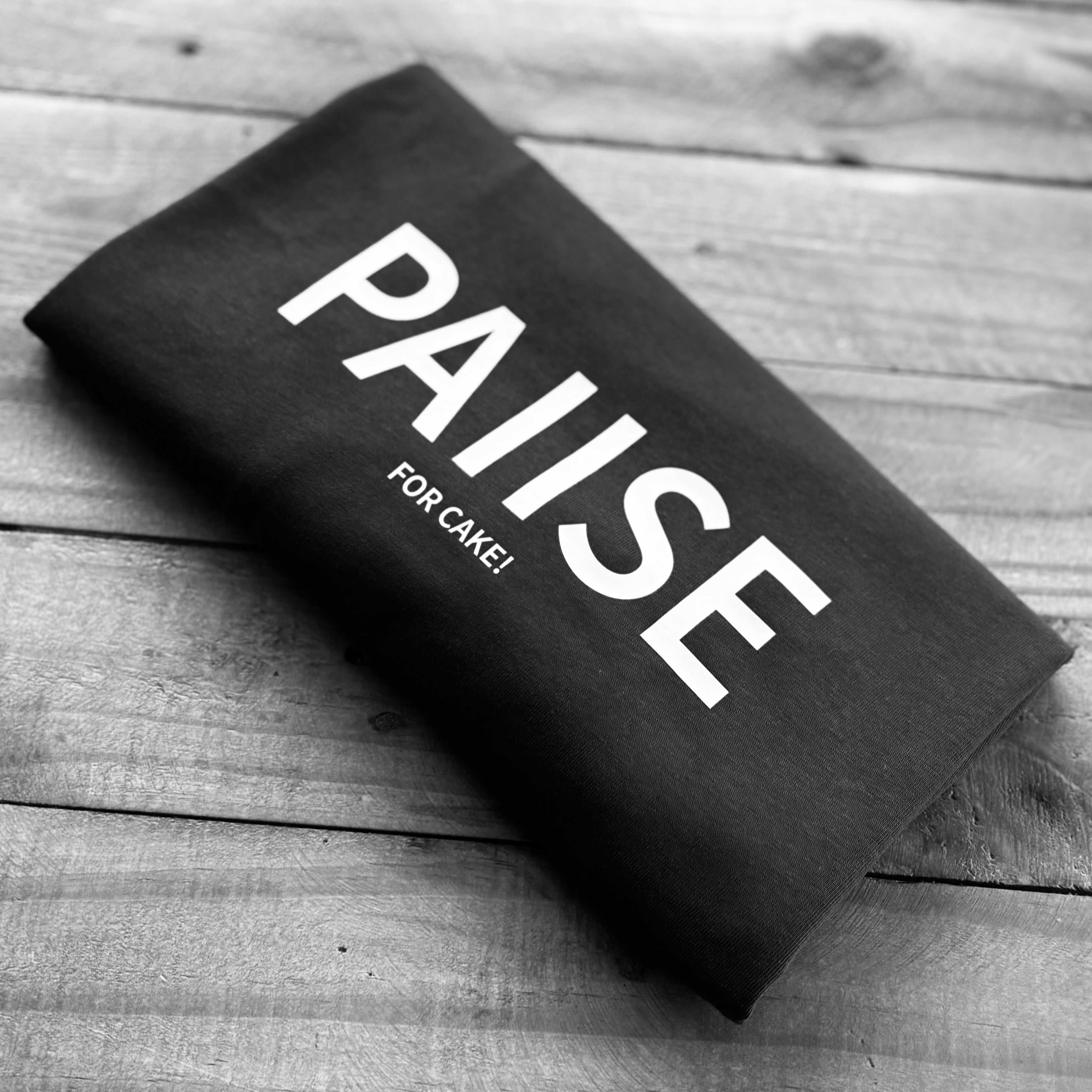Women's PAUSE for Cake! T-Shirt