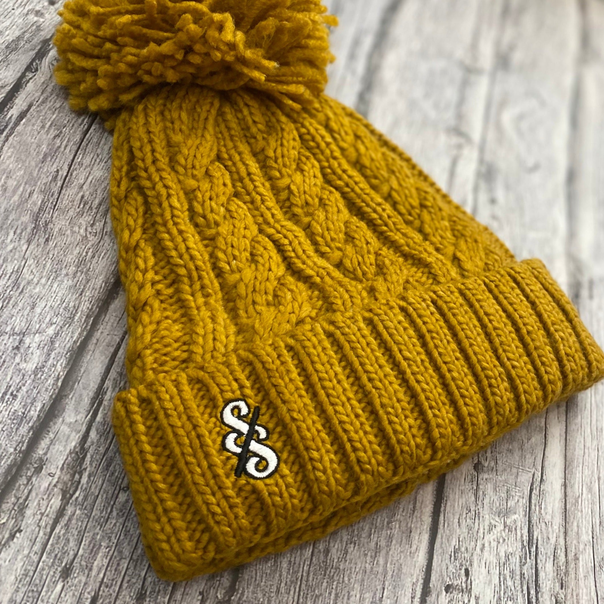Cable Knit Melange Beanie - Mustard, Monochrome S/S Logo